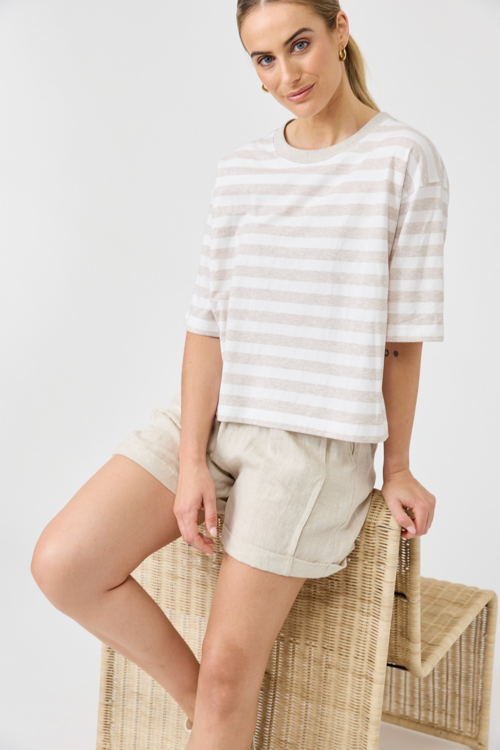Studio Stripe Tshirt - Stone