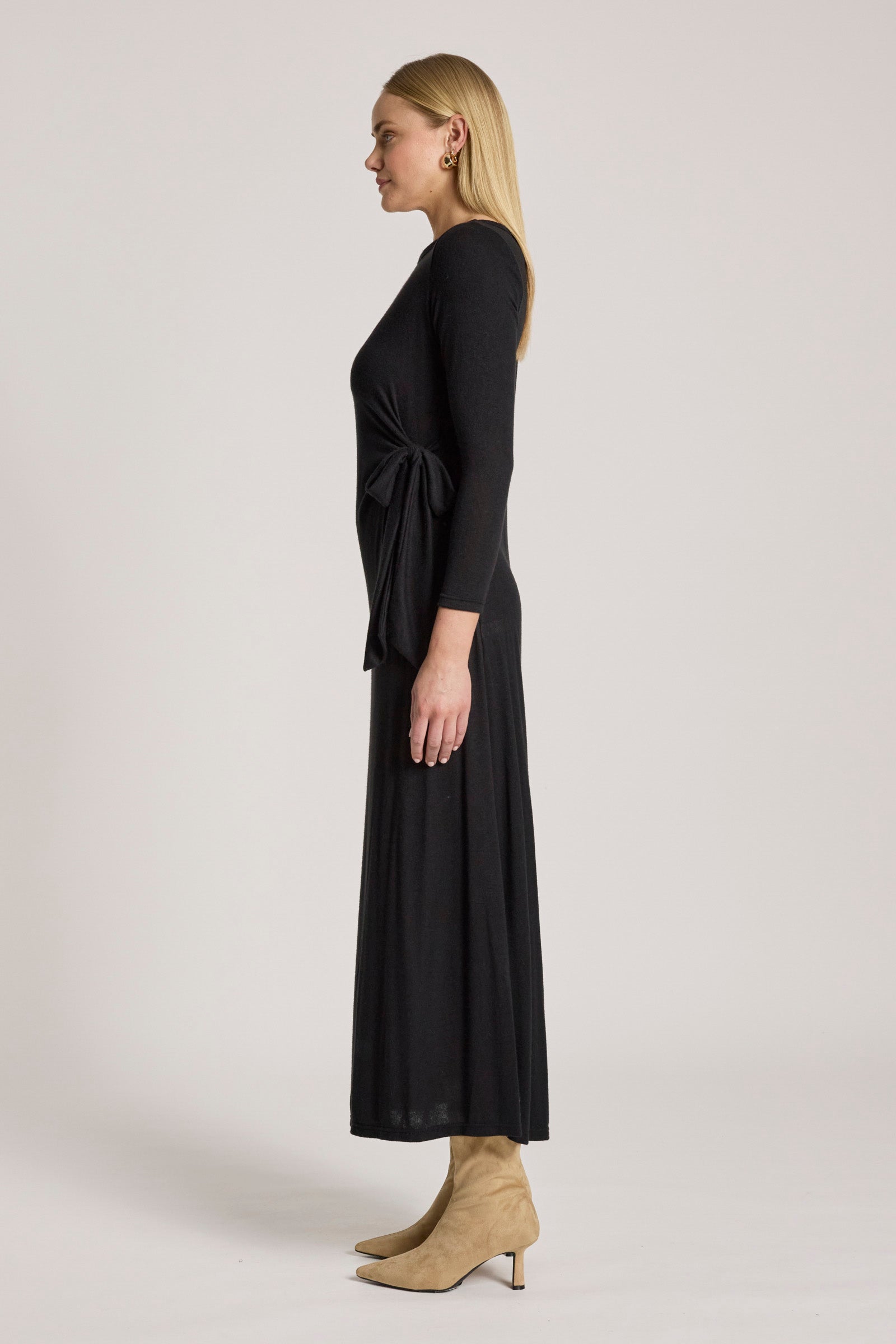 Aria Tie Maxi Dress - Black