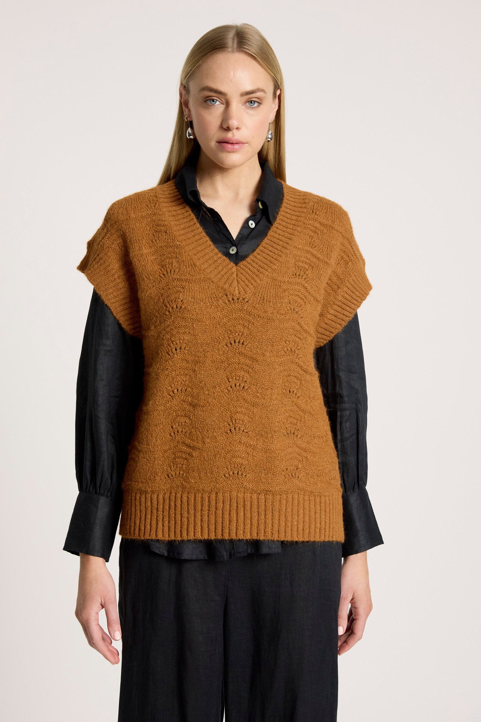 Orin Knit Vest - Caramel