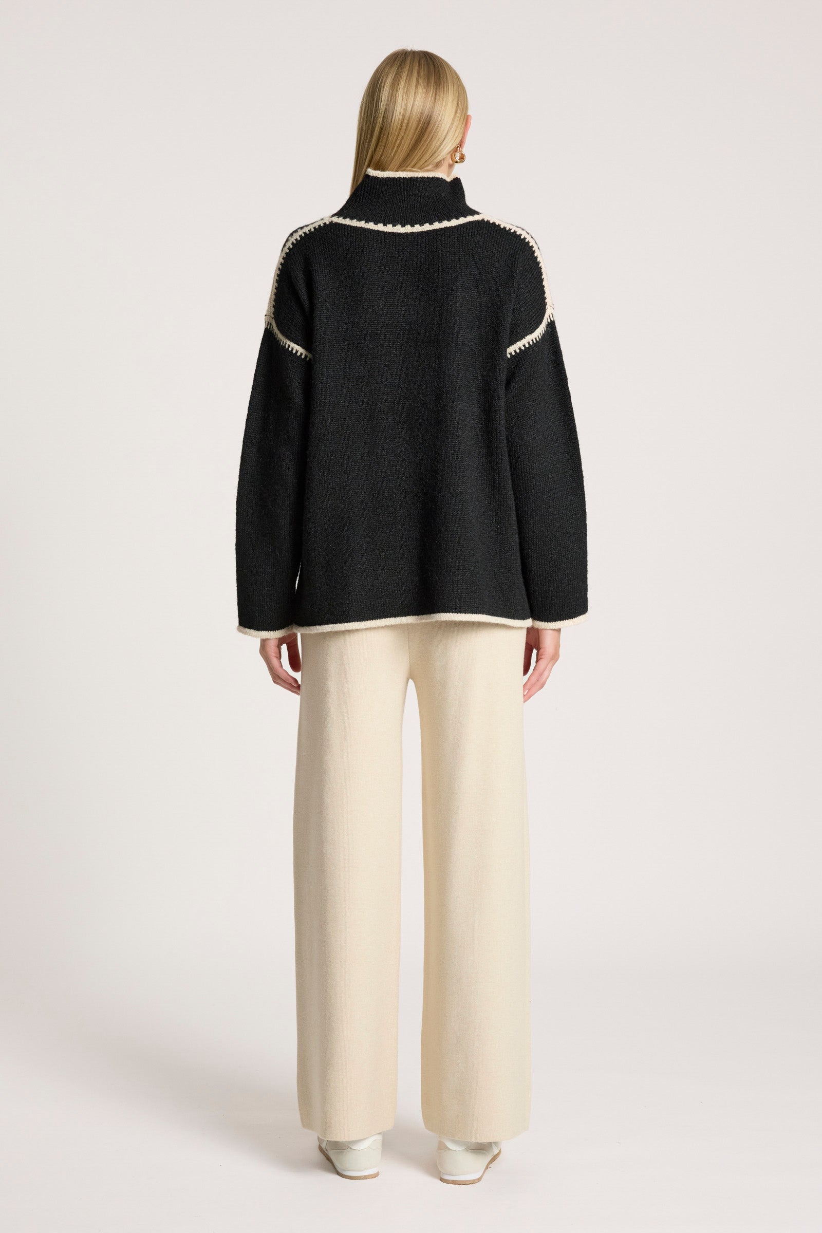 Orin Jumper - Black/Dune