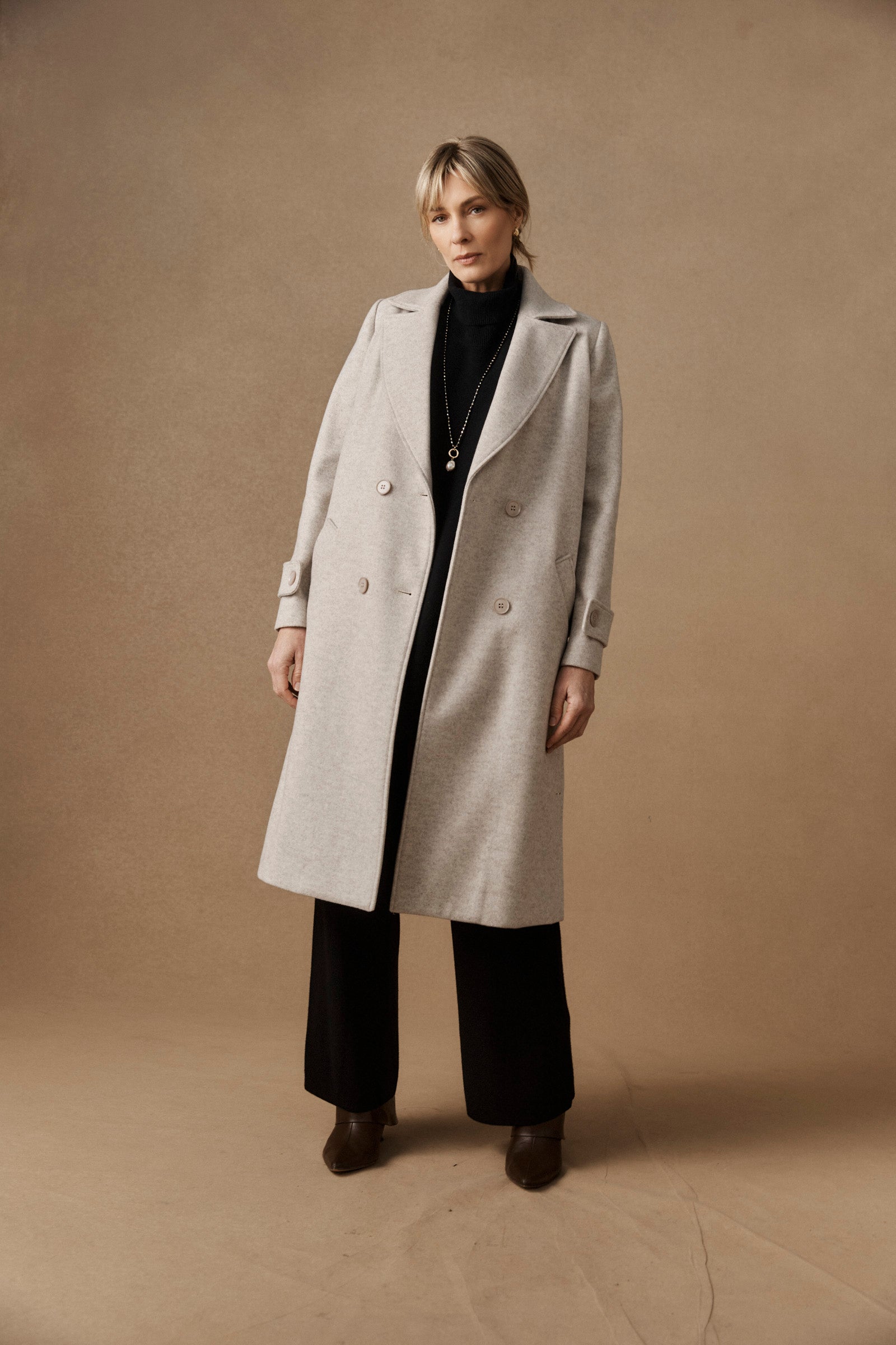Sable Coat - Bisque