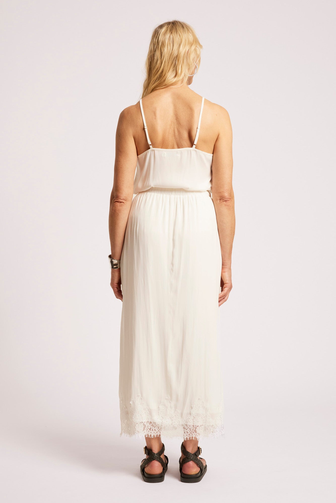 Drift Lace Skirt - White