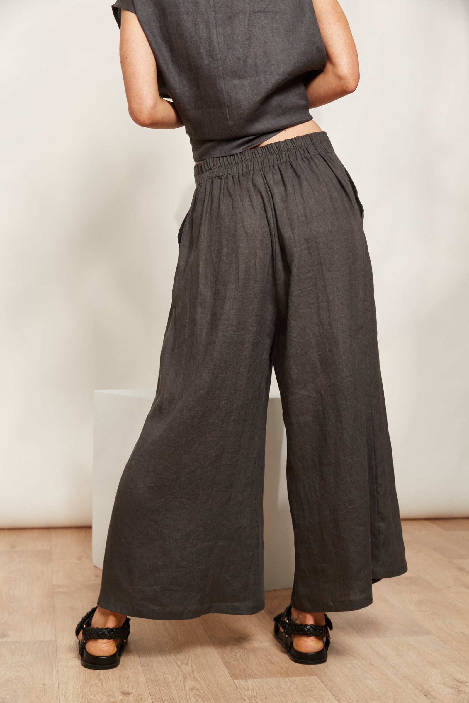 Halcyon Crop Pant - Oyster - eb&ive Clothing - Pant Relaxed Crop Linen