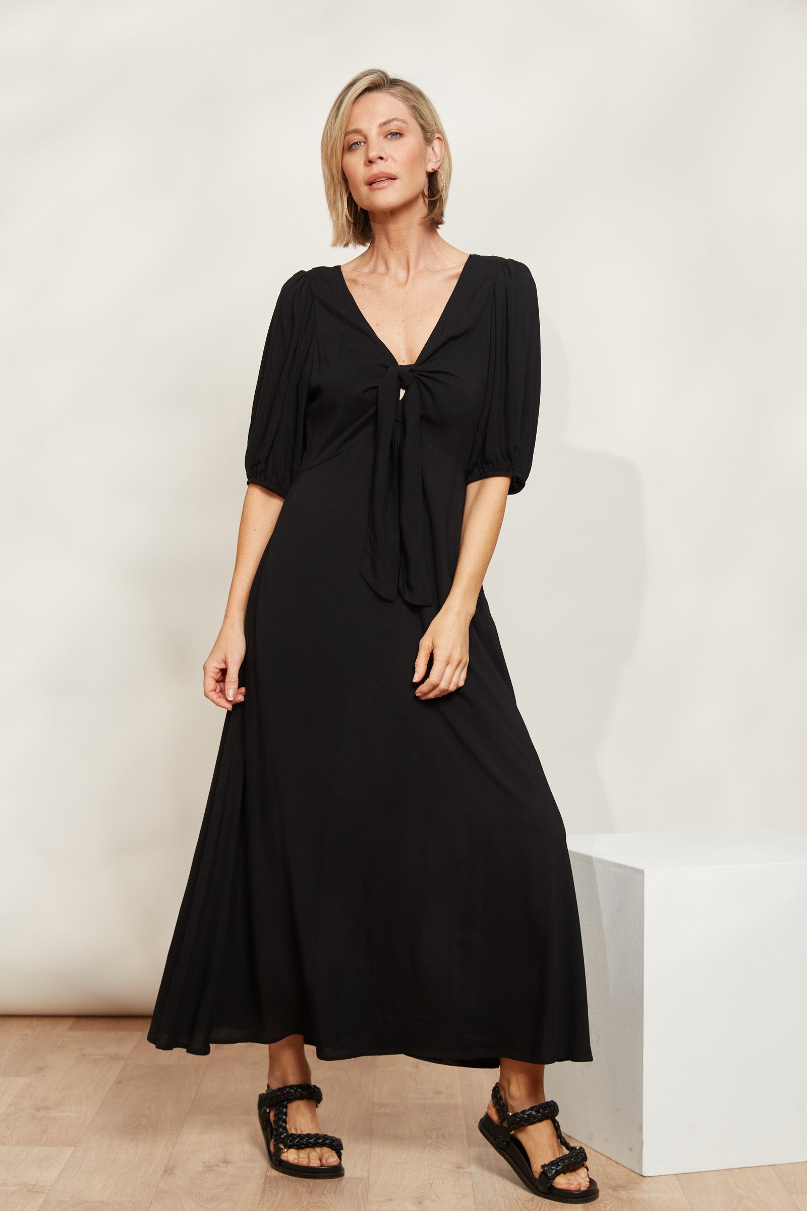 La Mer Tie Dress - Sable - eb&ive Clothing - Dress Maxi