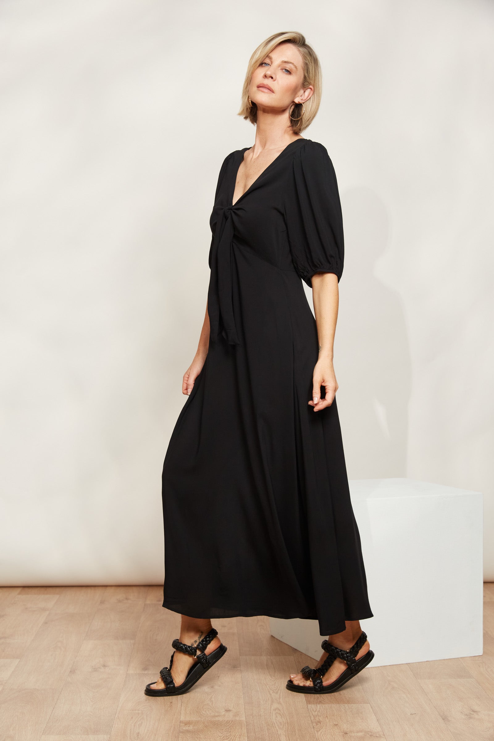 La Mer Tie Dress - Sable - eb&ive Clothing - Dress Maxi