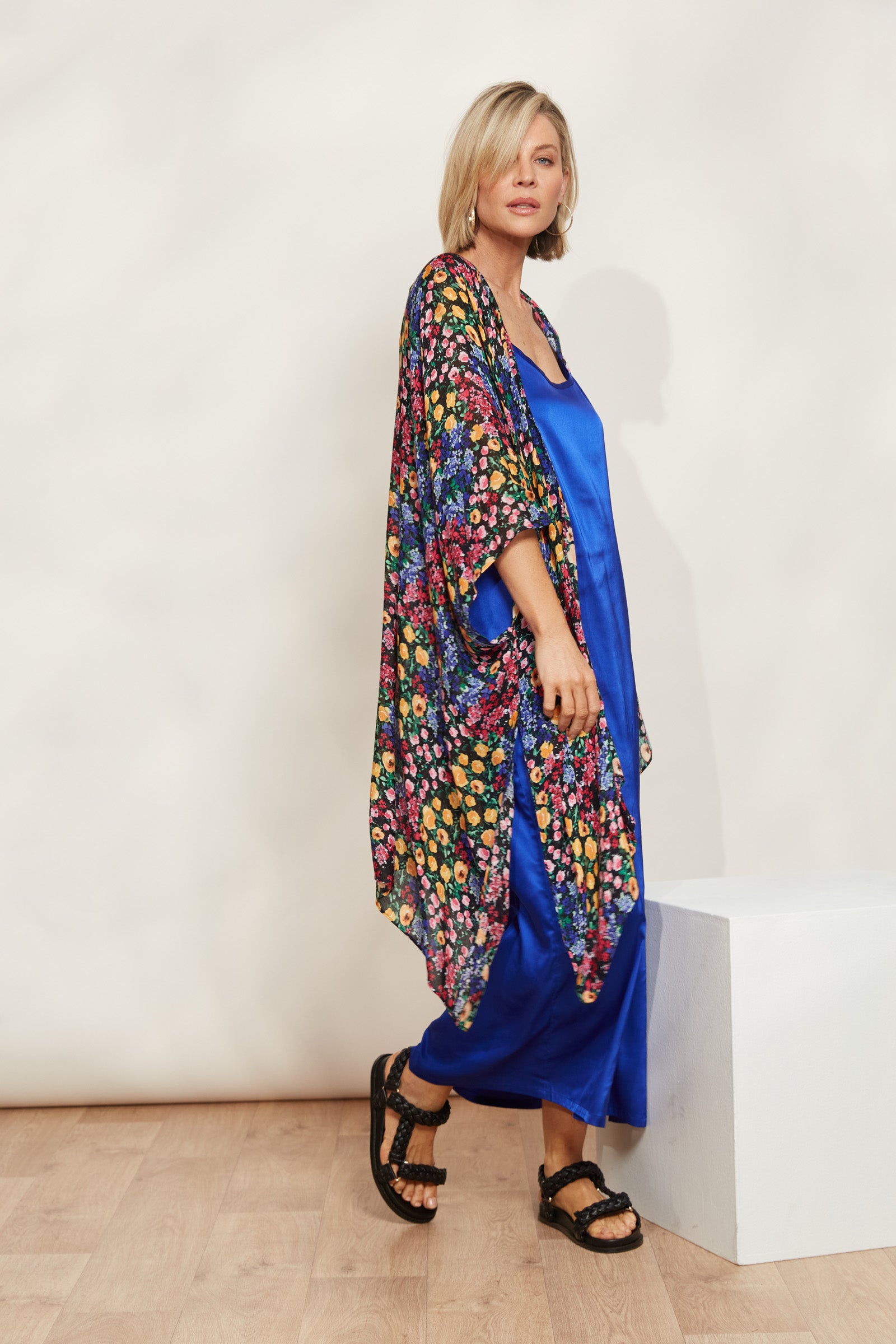 La Mer Cape - Blume - eb&ive Clothing - Kimono Cape Long One Size