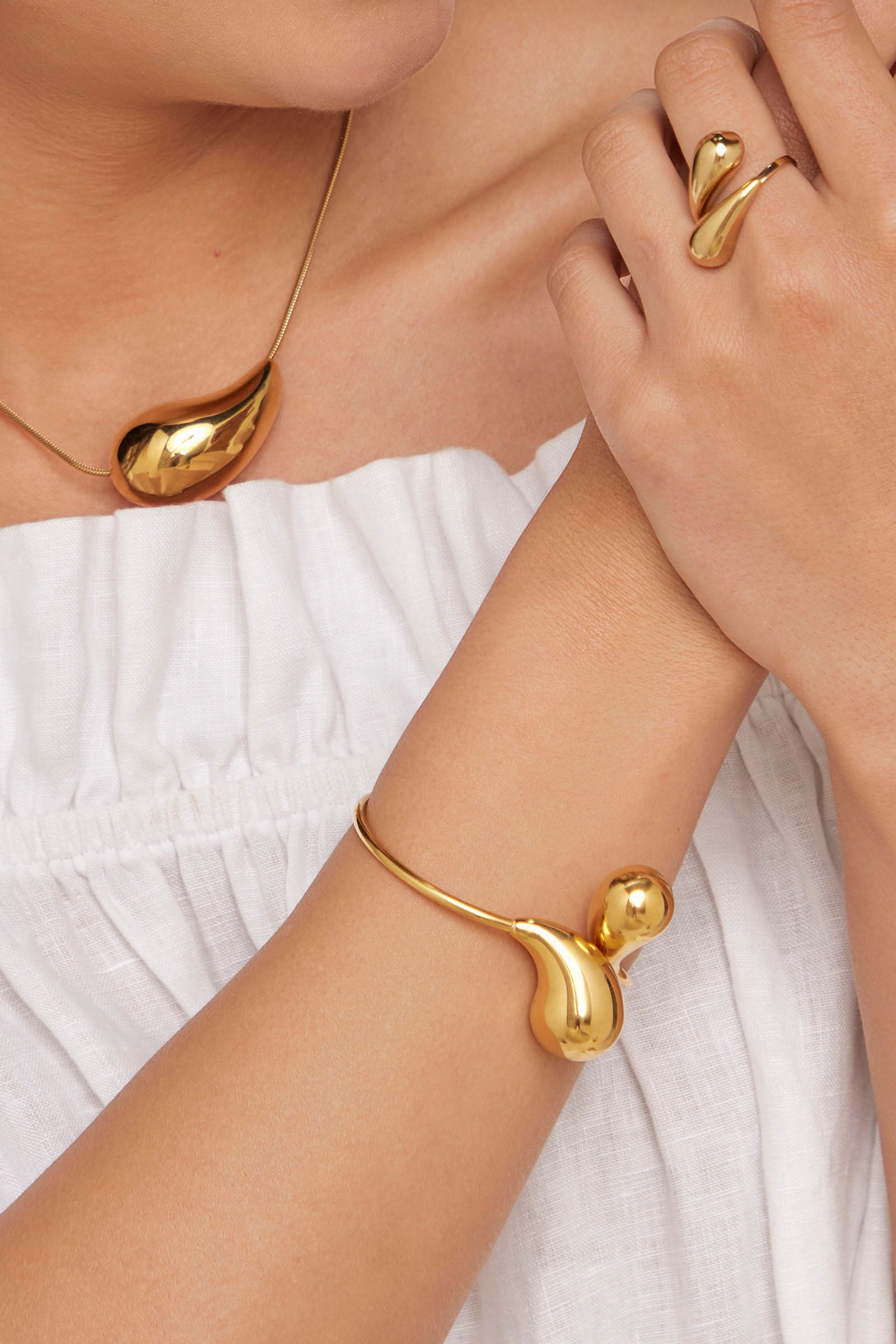 Halcyon Cuff - Gold - eb&ive Bracelet