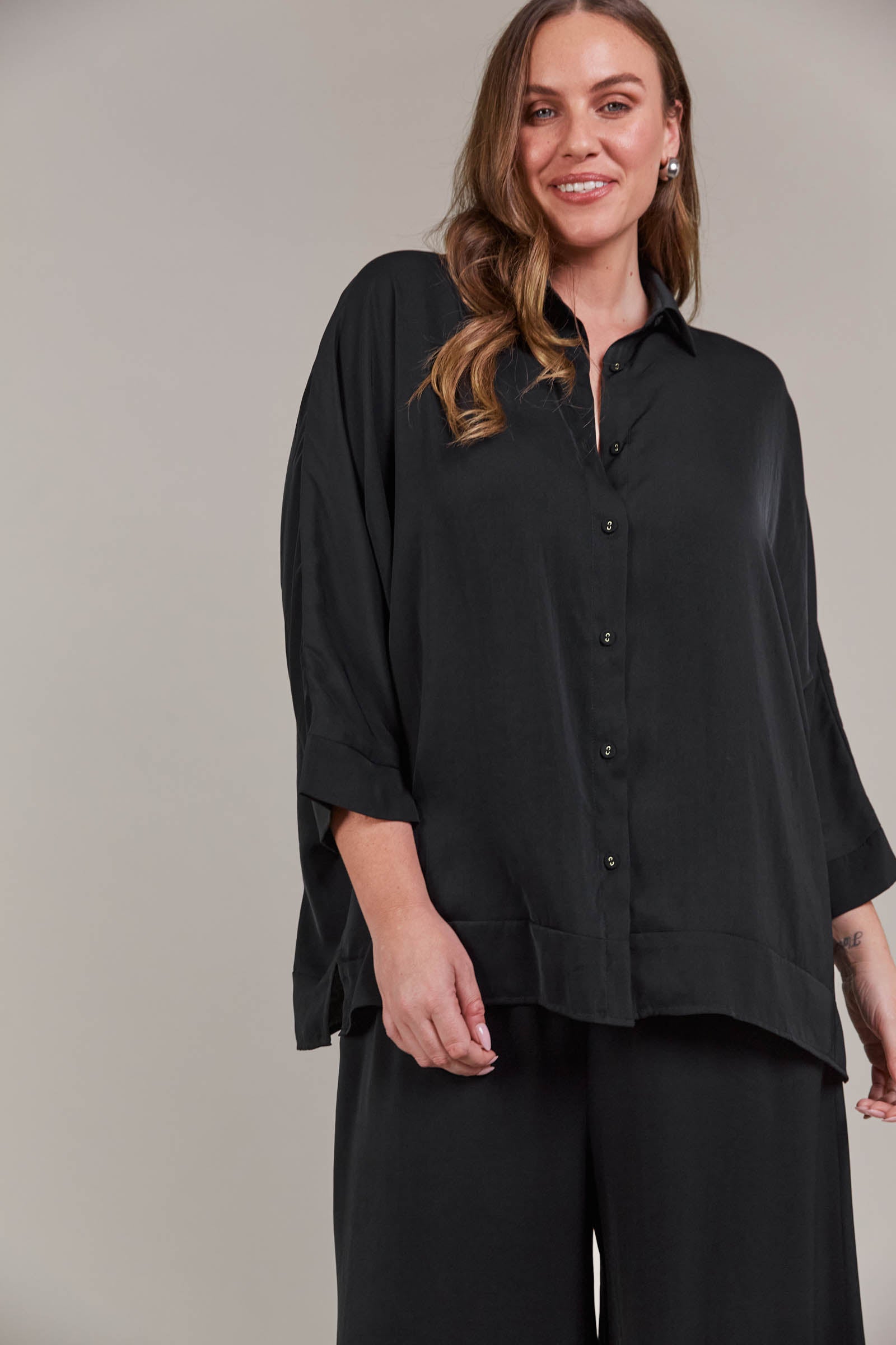 Elsie Relaxed Shirt - Black