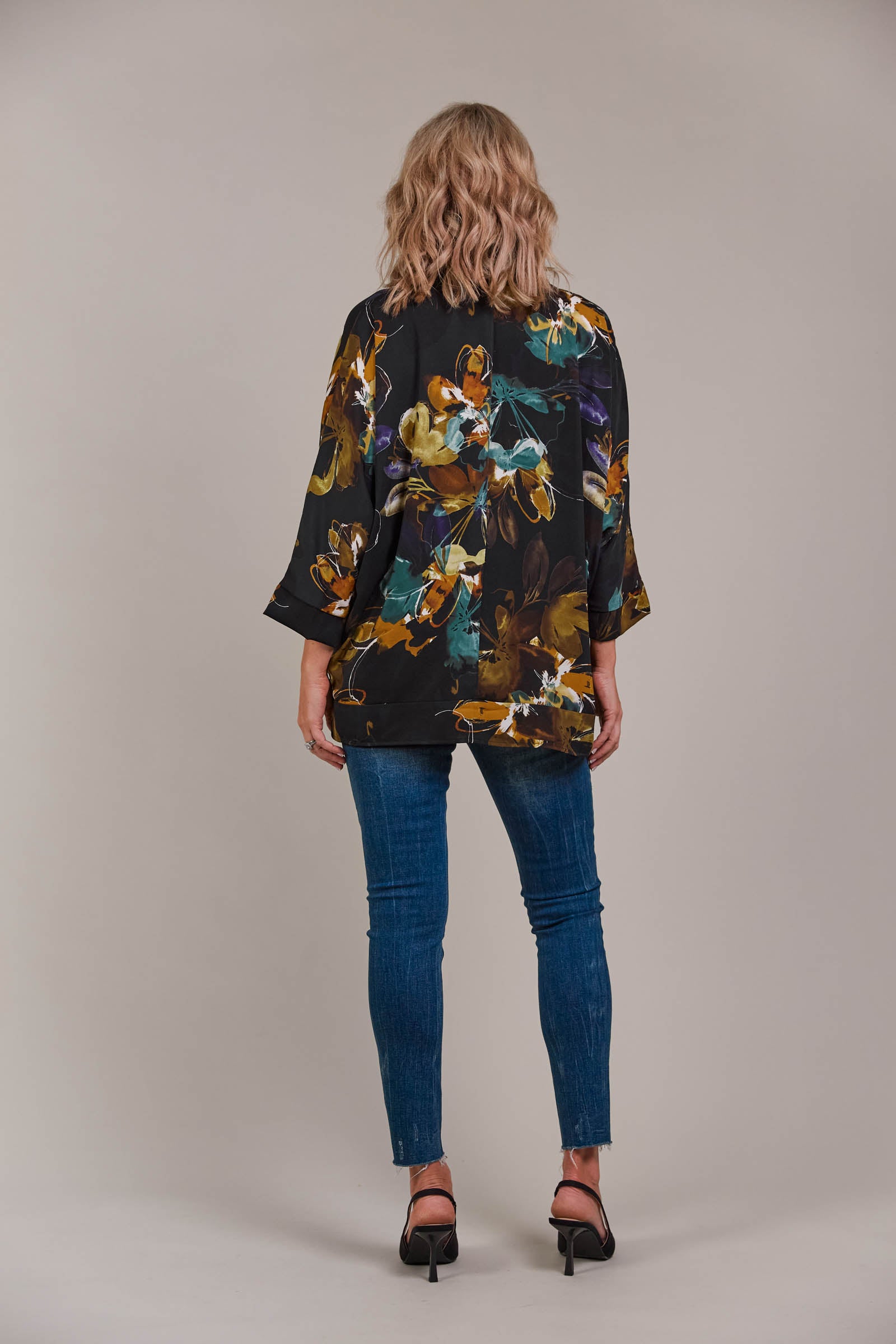 Elsie Relaxed Shirt - Botanical Black