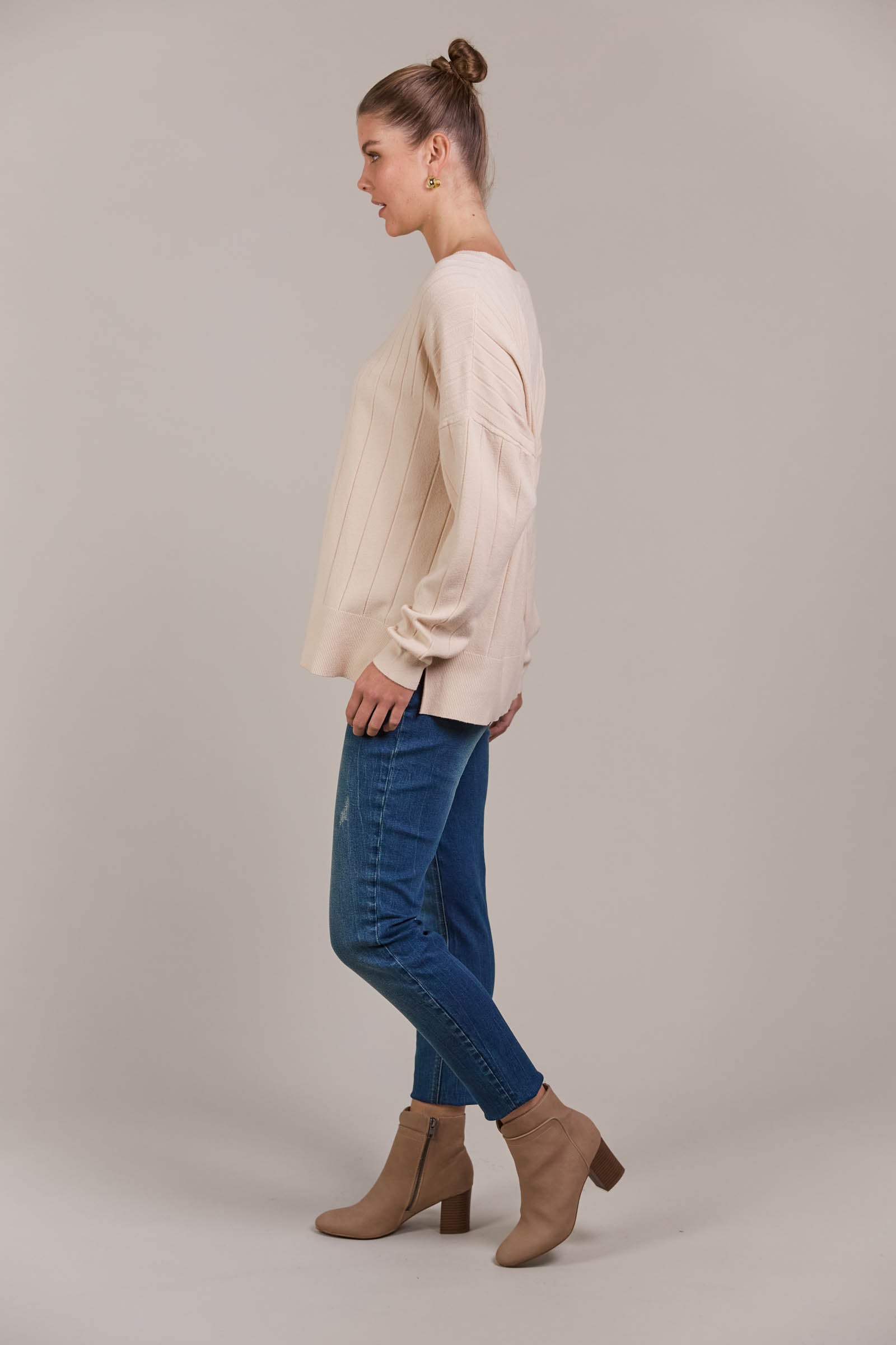 Palmer Relaxed Knit - Ecru