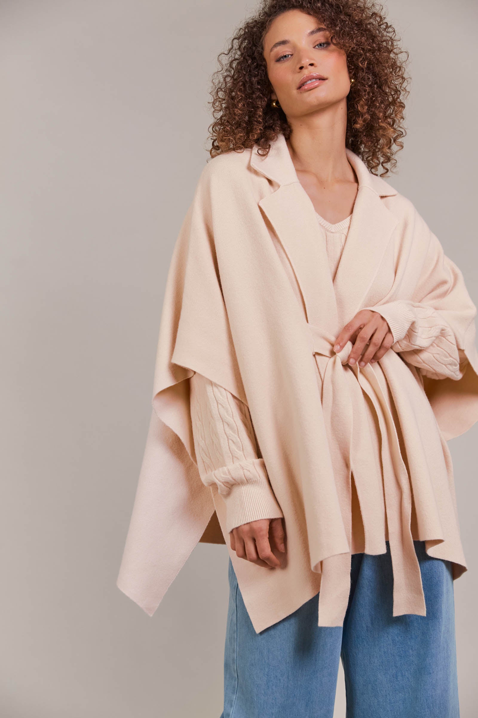 Palmer Knit Cape - Ecru