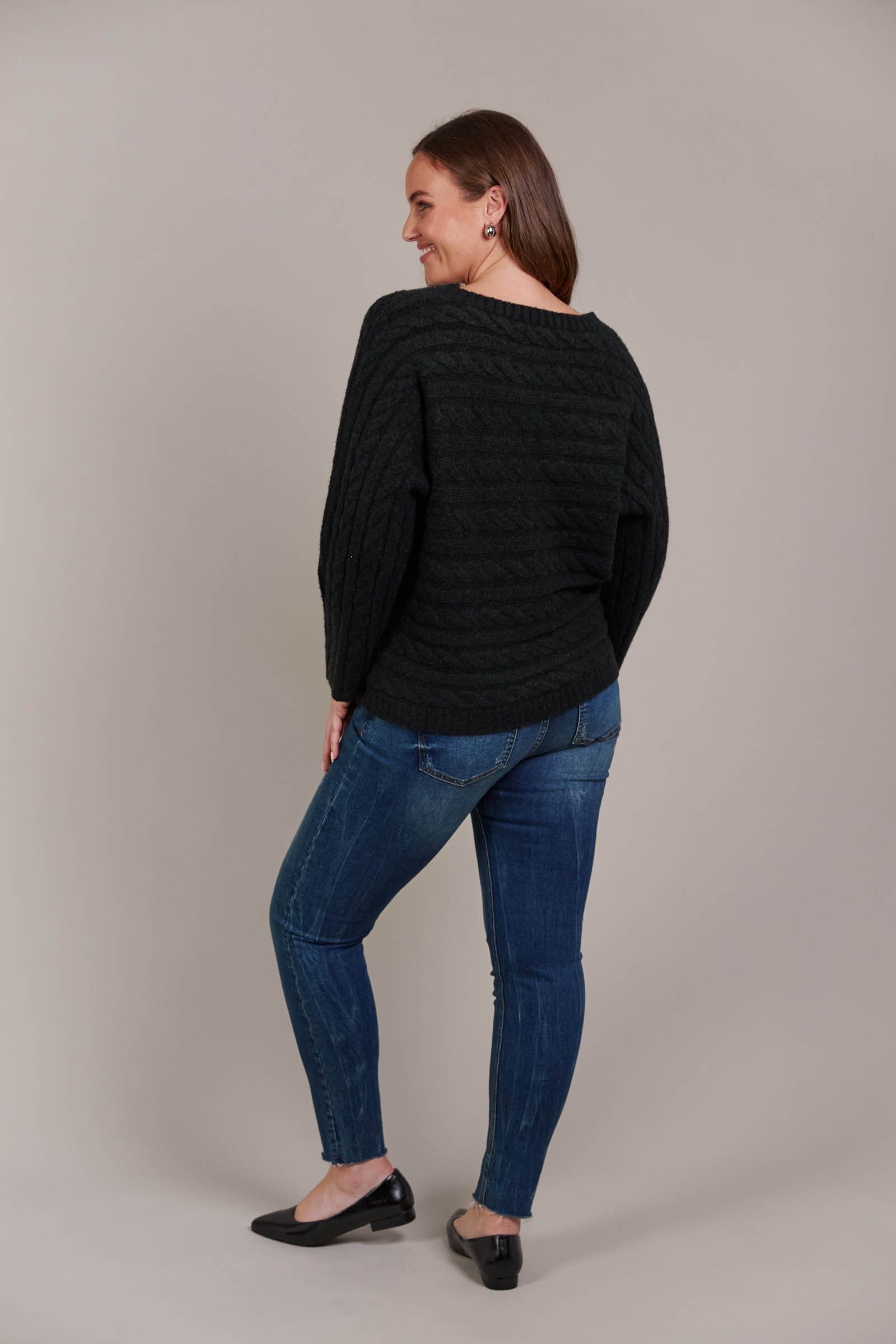 Merano Cable Knit - Char