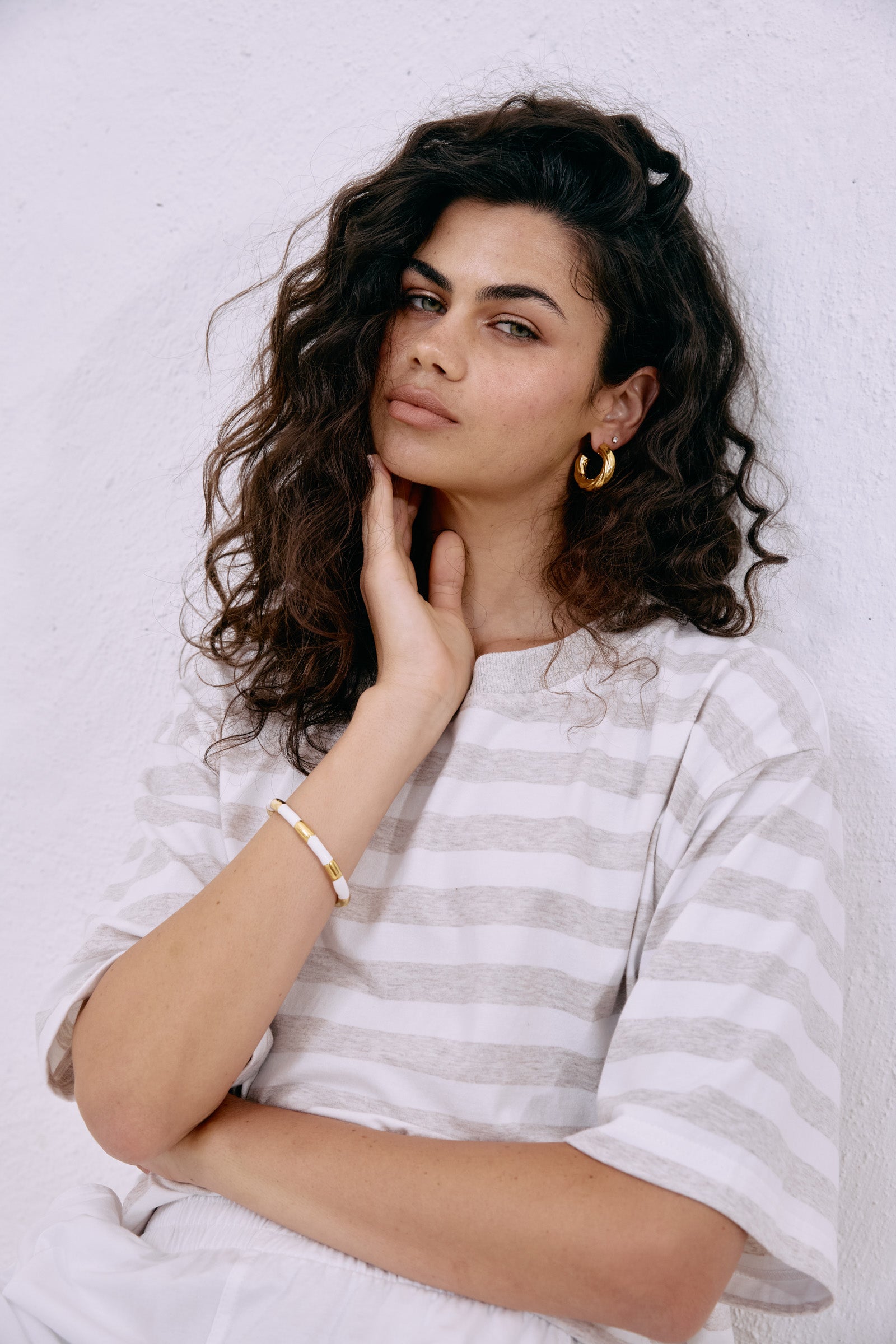 Melenia Earring - Twist Hoop