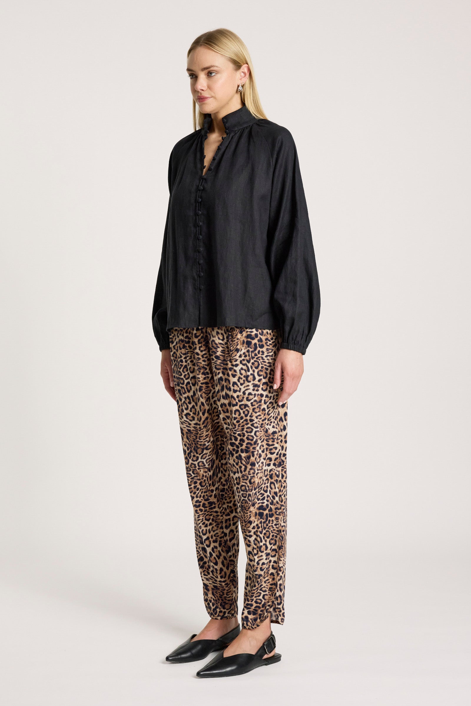 Bajau Button Shirt - Black