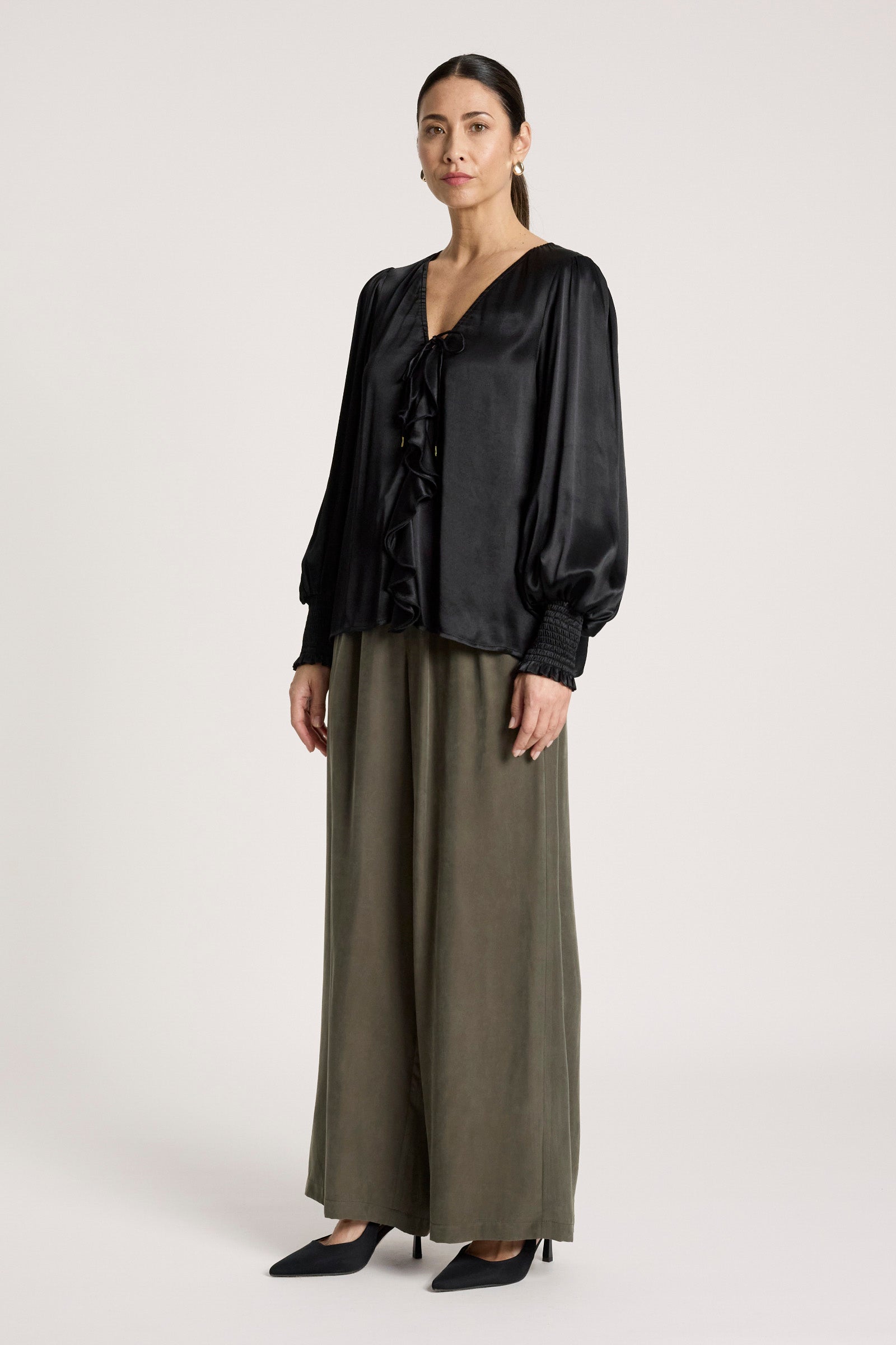 San Frill Top - Black