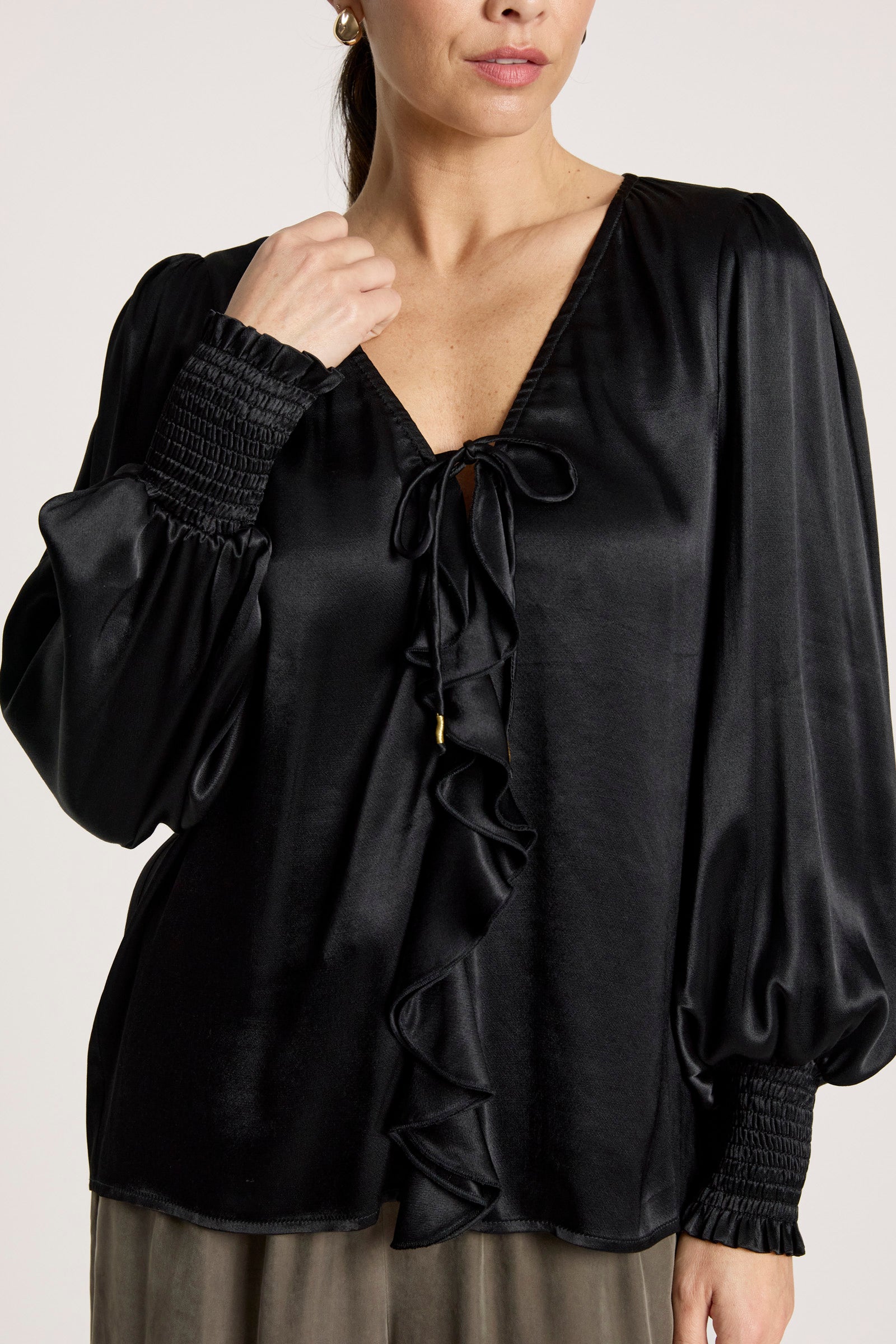 San Frill Top - Black