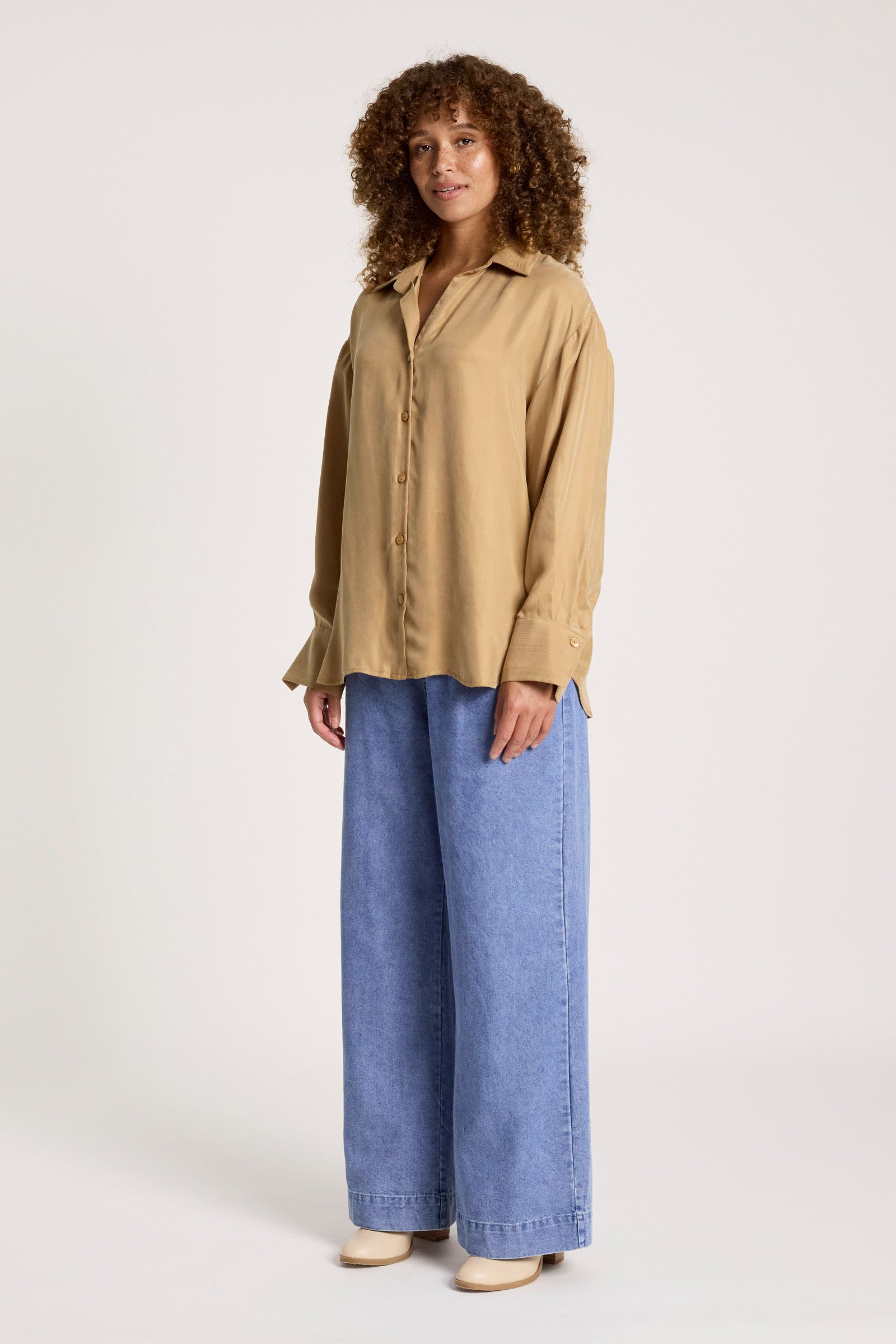 Calista Shirt - Mocha