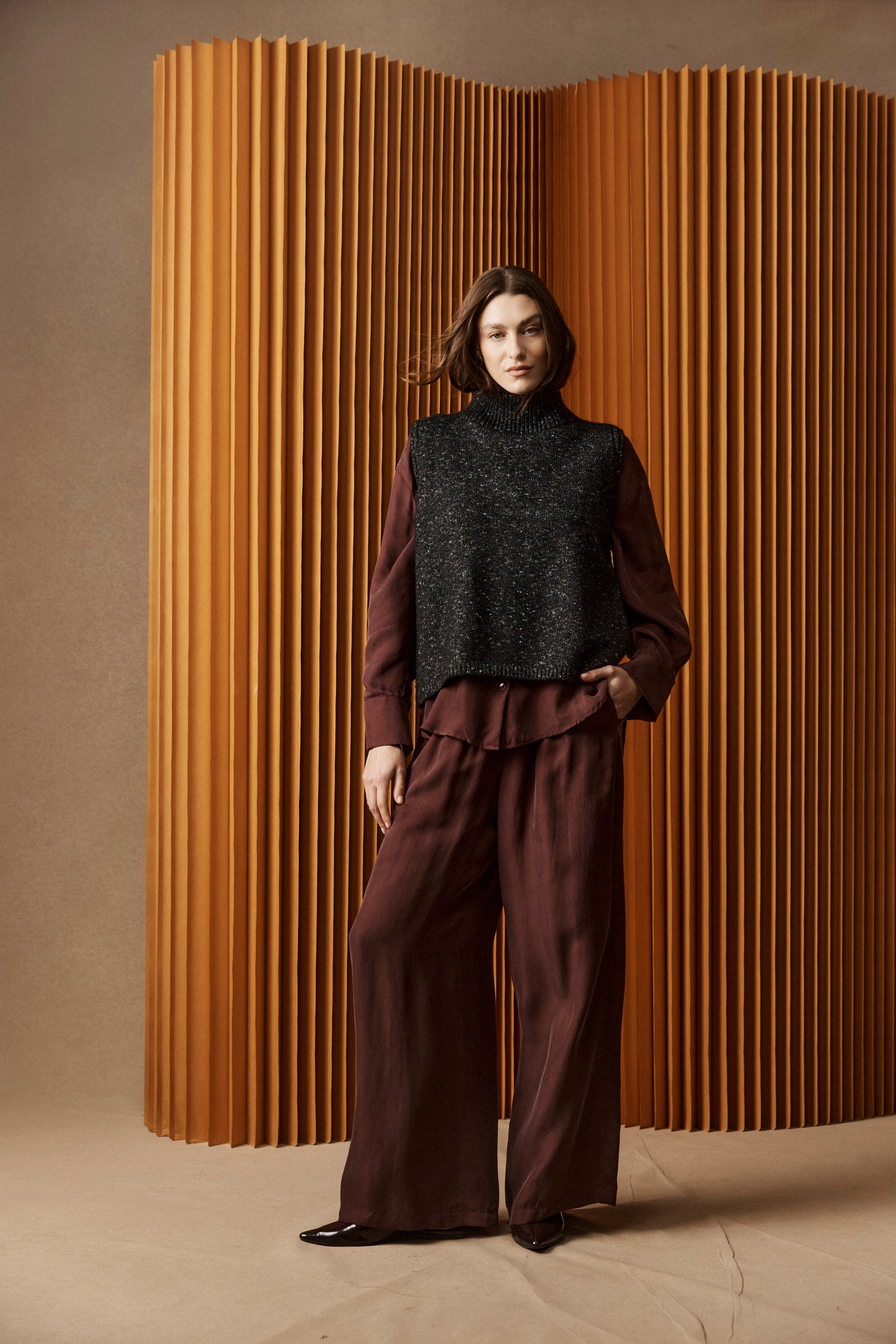 Calista Pant - Mahogany