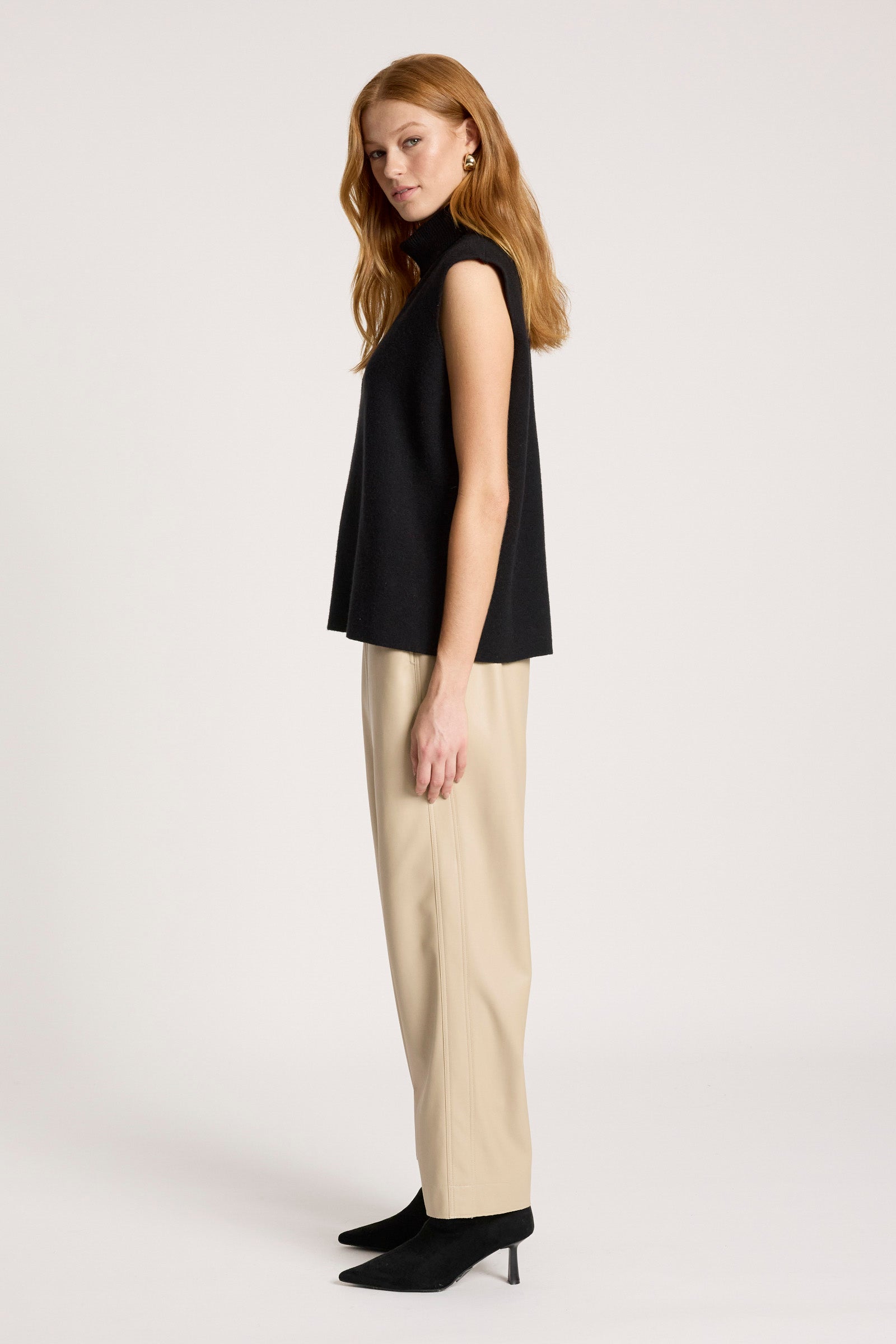 Zala Knit Vest - Black