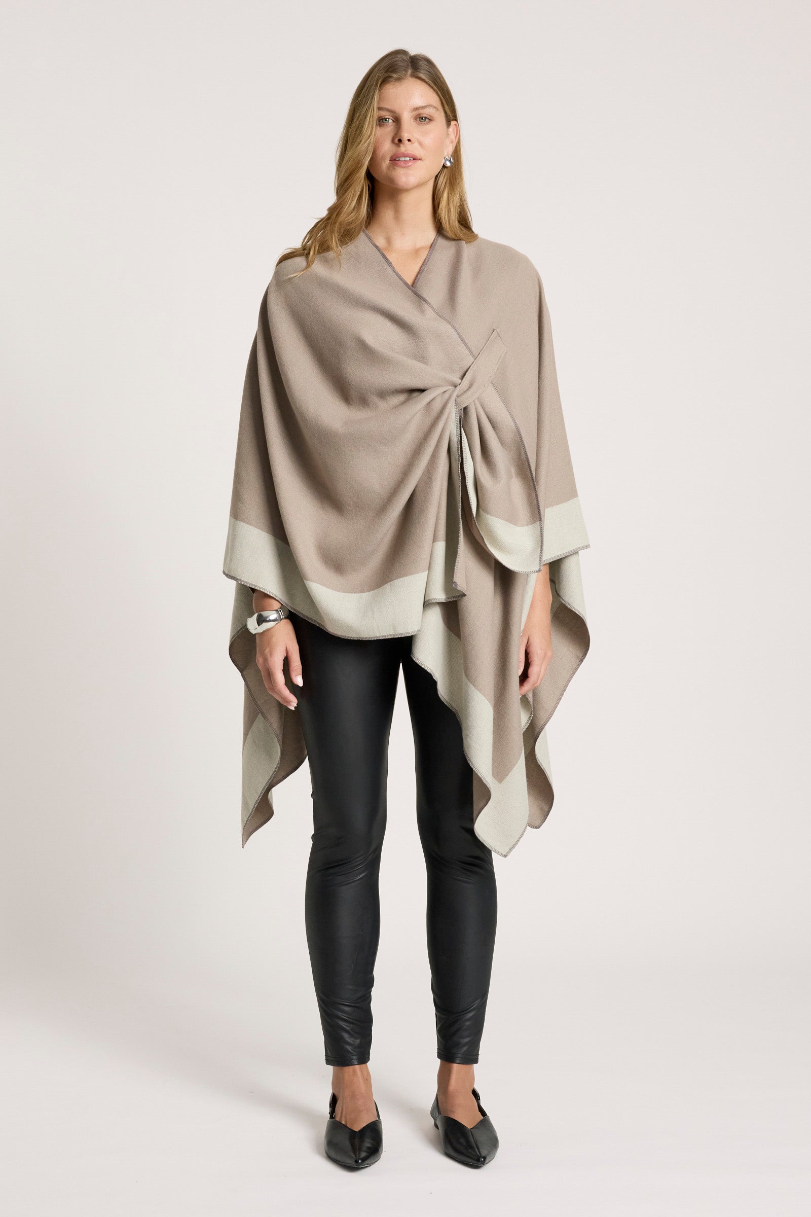 Ayla Cape - Dune/Bisque