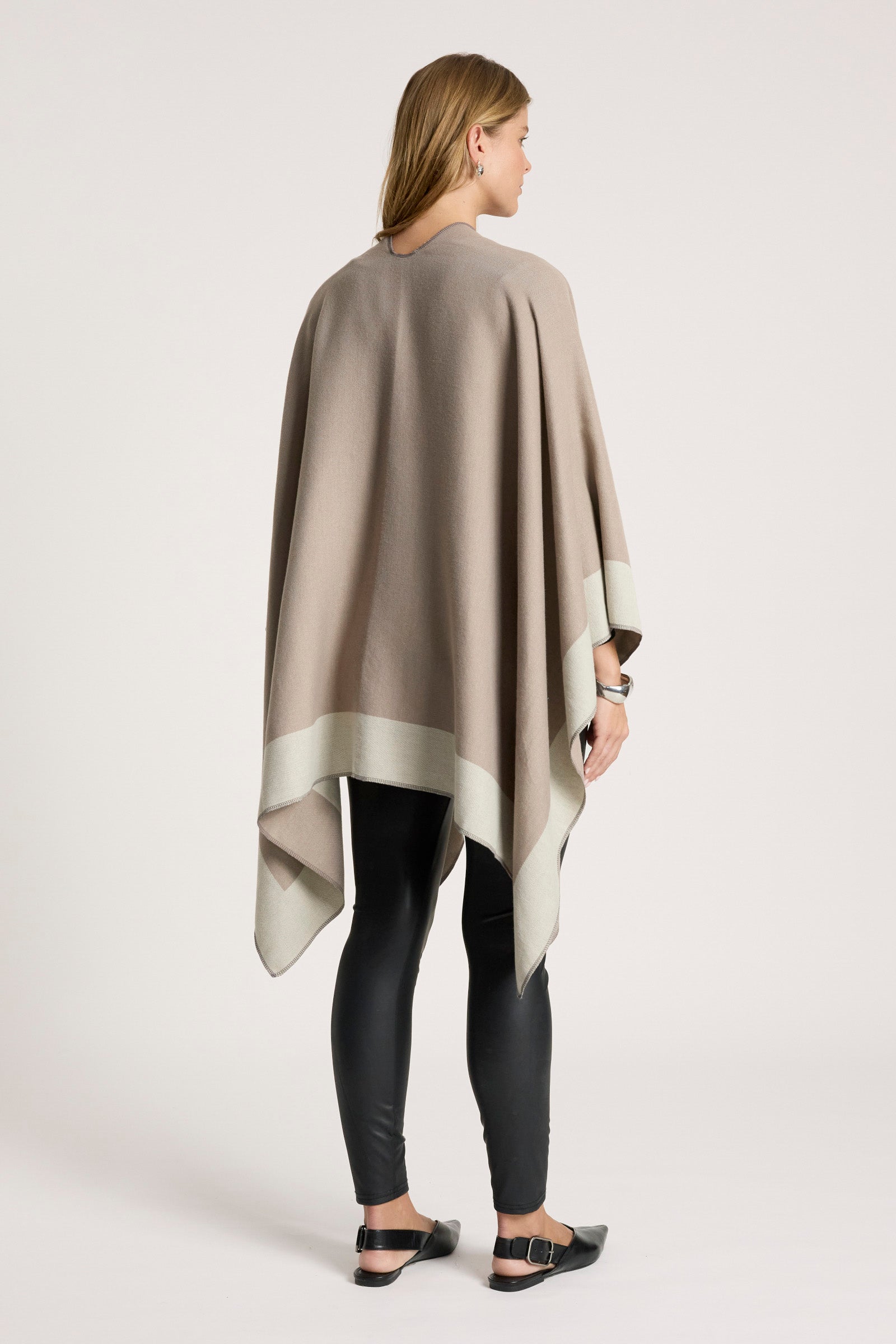Ayla Cape - Dune/Bisque