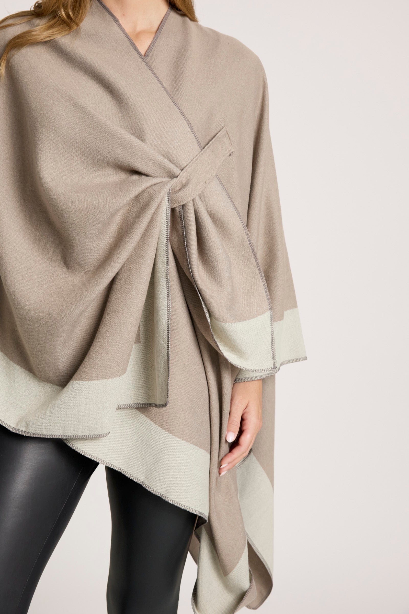 Ayla Cape - Dune/Bisque