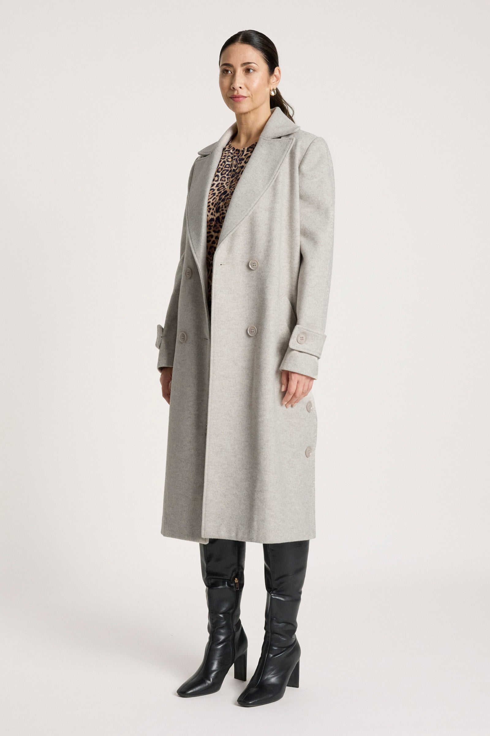 Sable Coat - Bisque