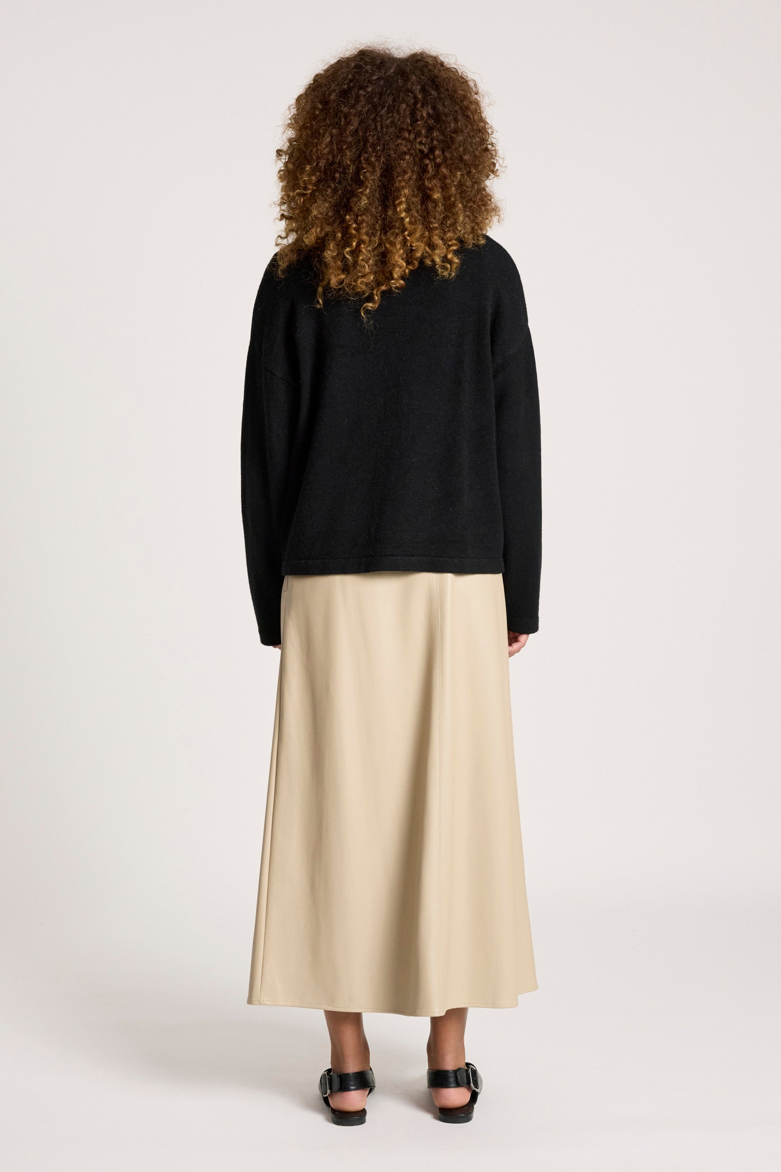 Samira Crop Cardigan - Black