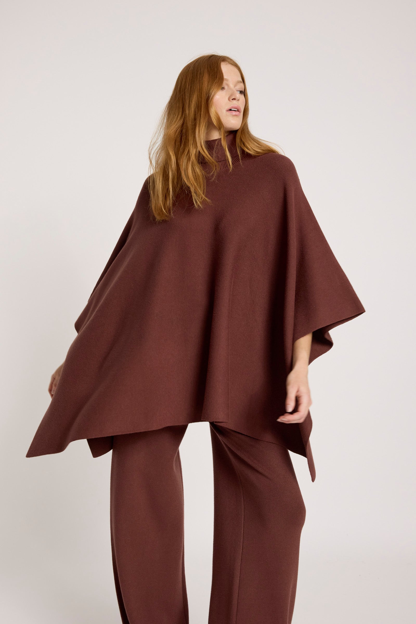 Samira Poncho - Mahogany