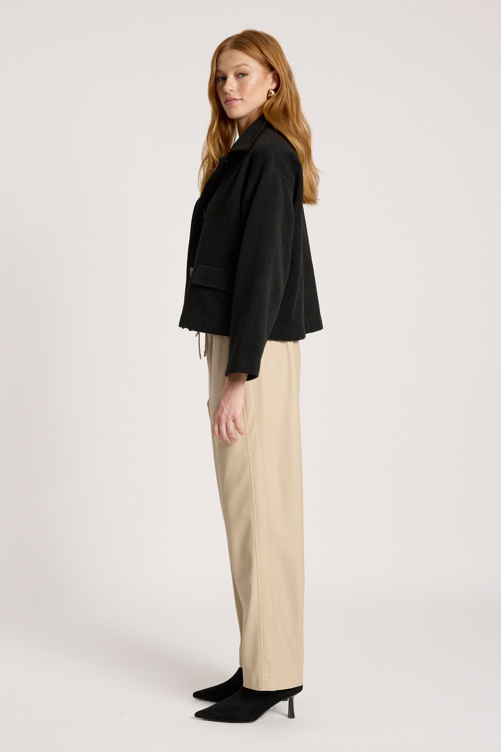 Wanderer Crop Jacket - Black