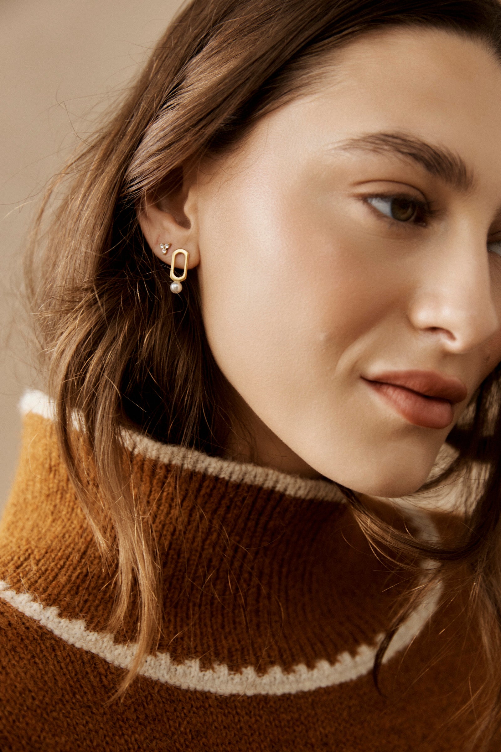 Heritage Earring - Oval Pearl