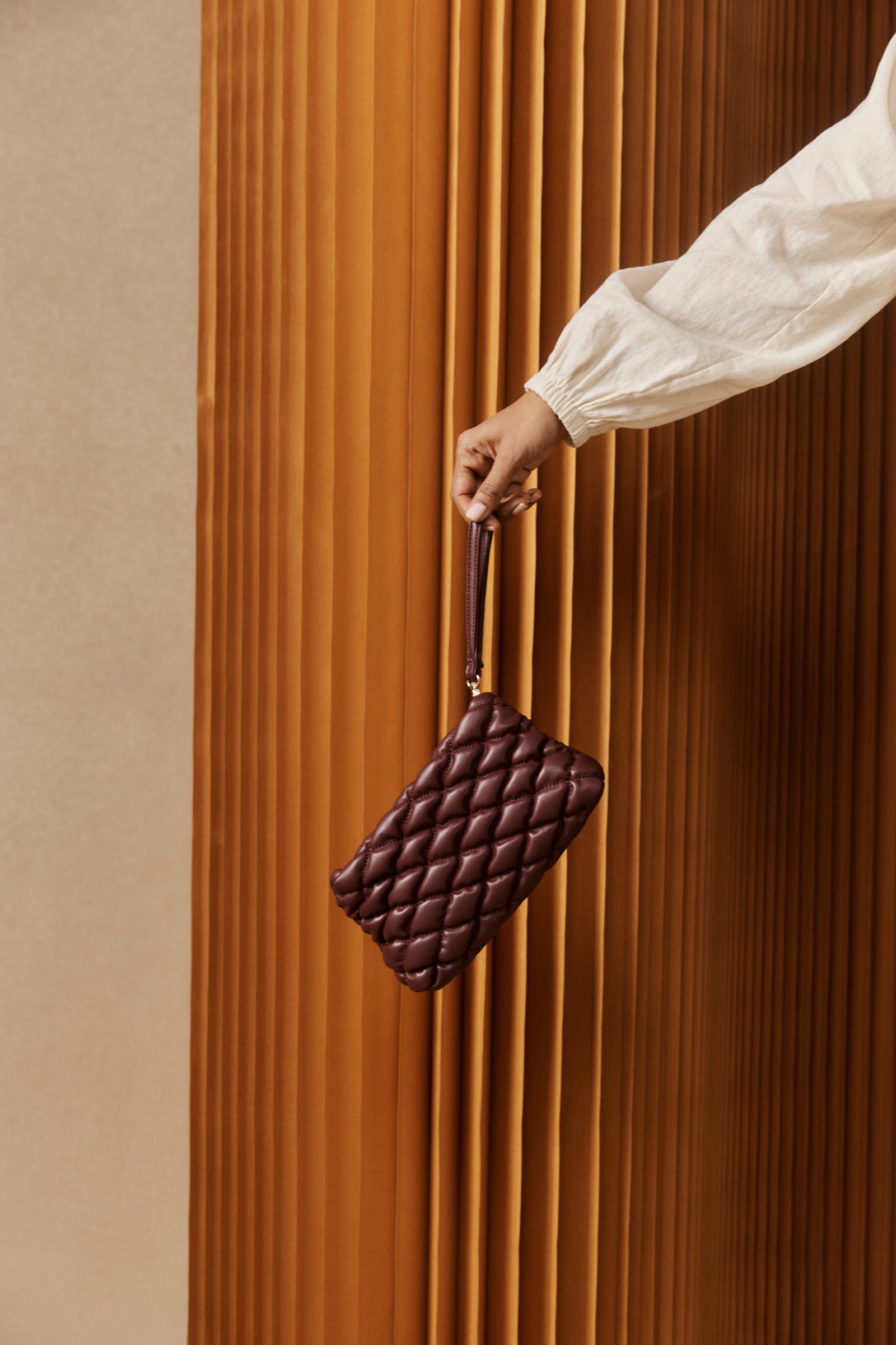 Zala Pouch - Mahogany