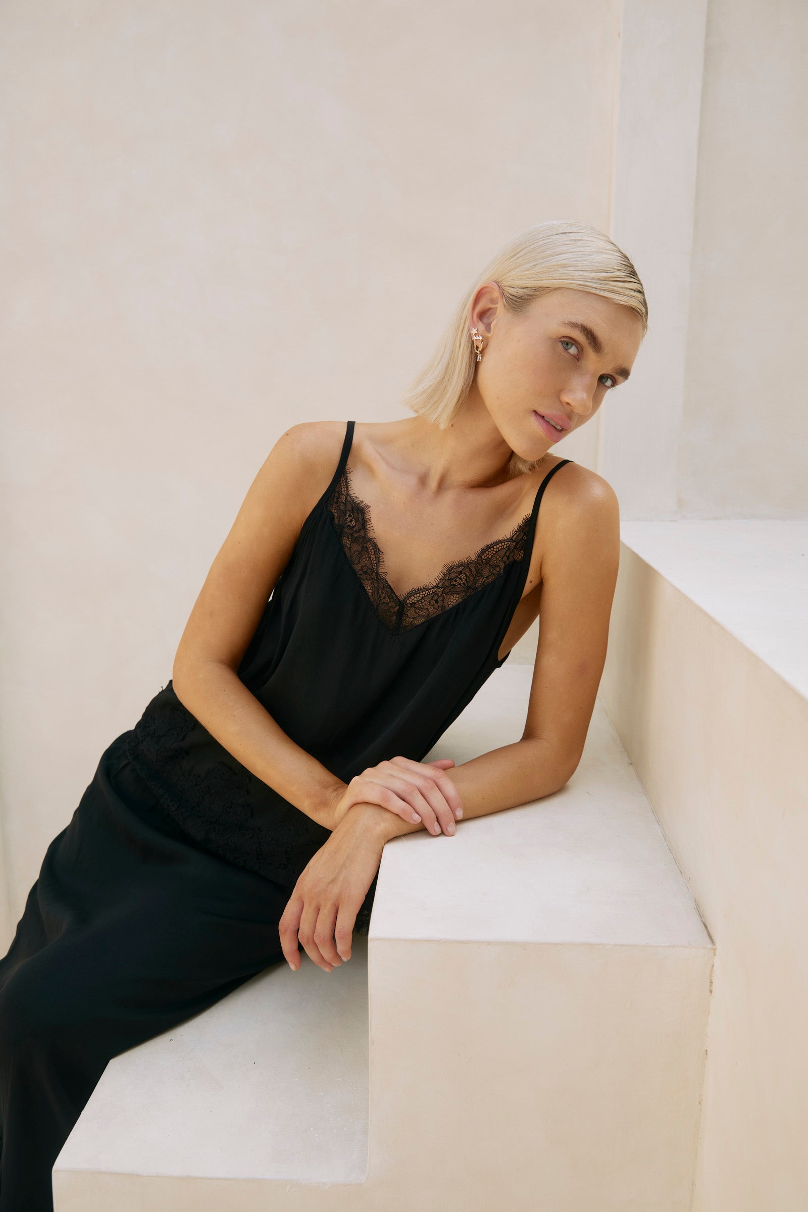 Drift Lace Tank - Black