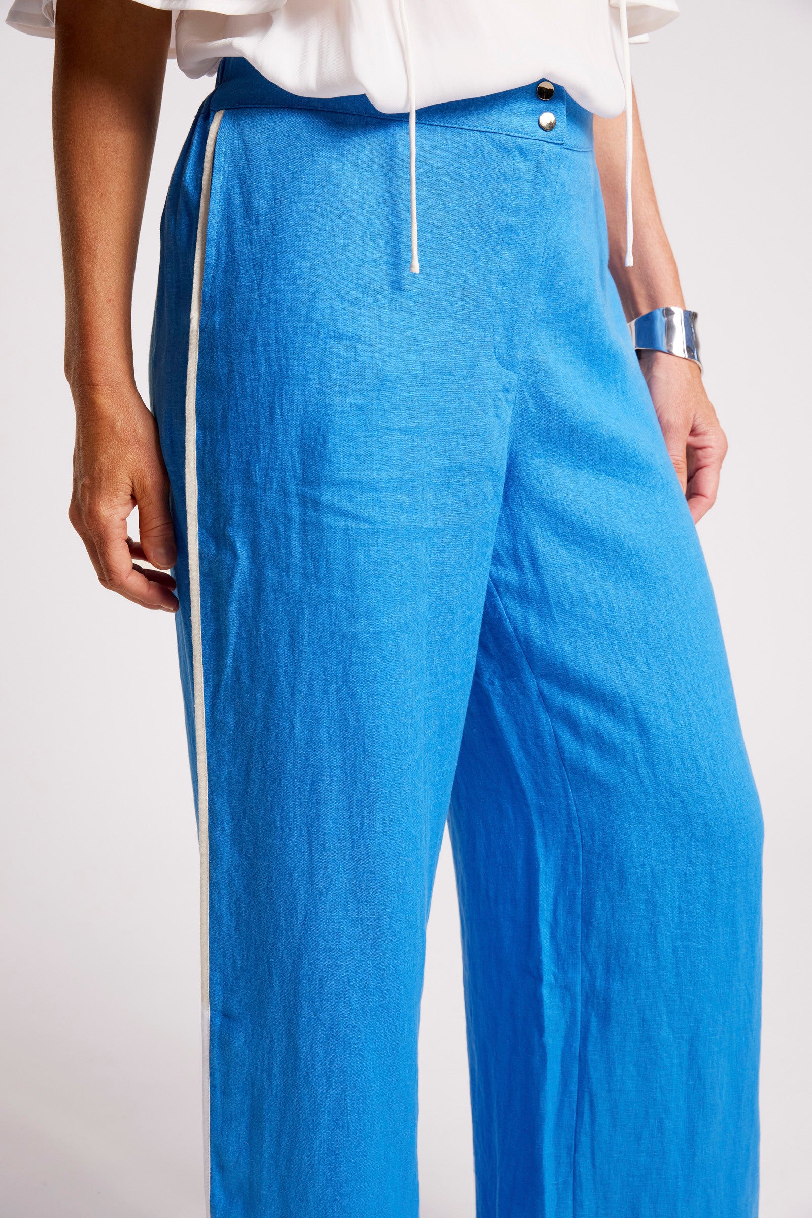 Maris Splice Pant - Marine / White