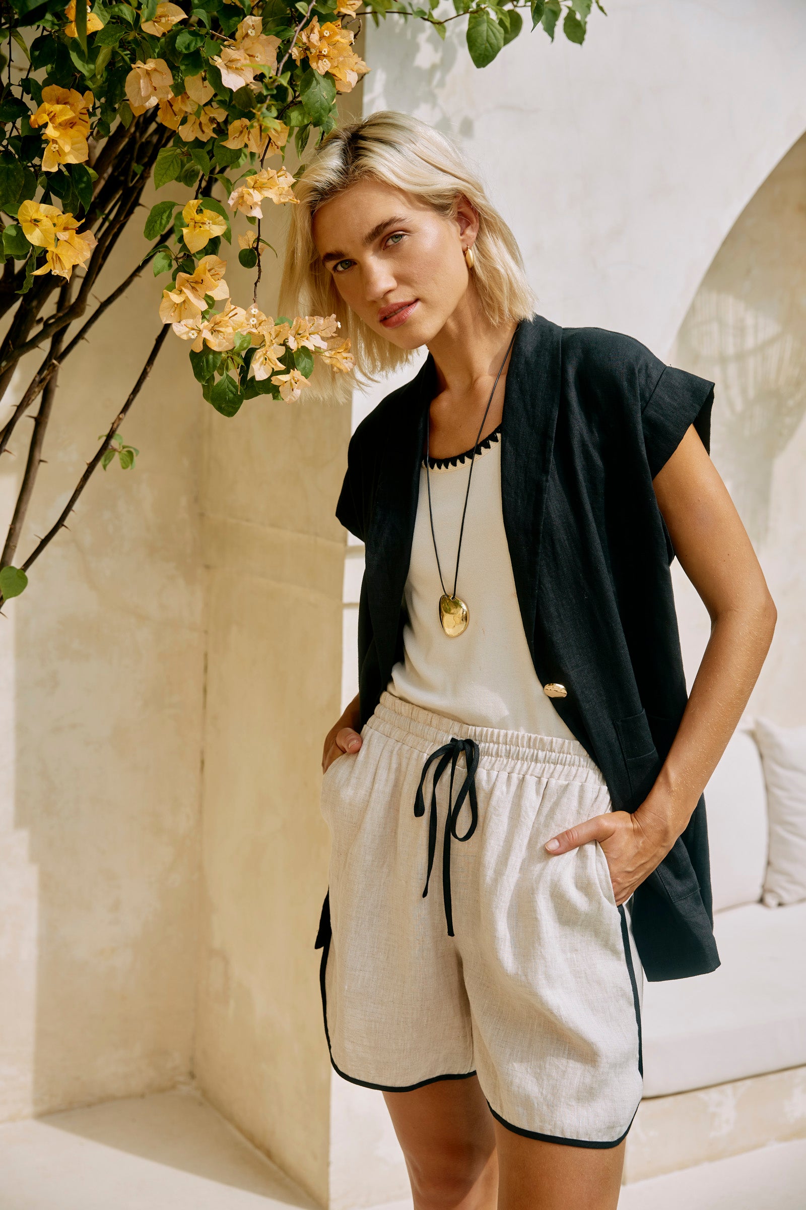 Maris Blazer Vest - Black