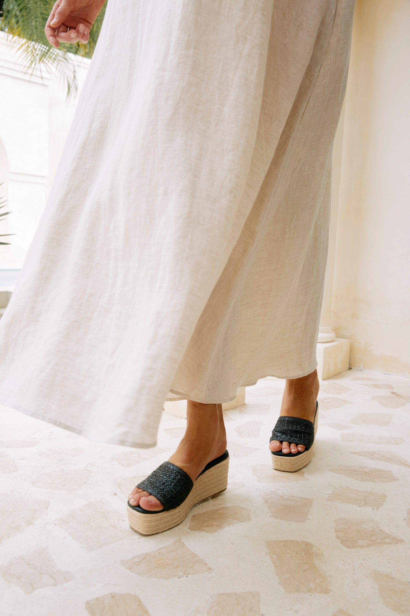 Paloma Wedge - Black