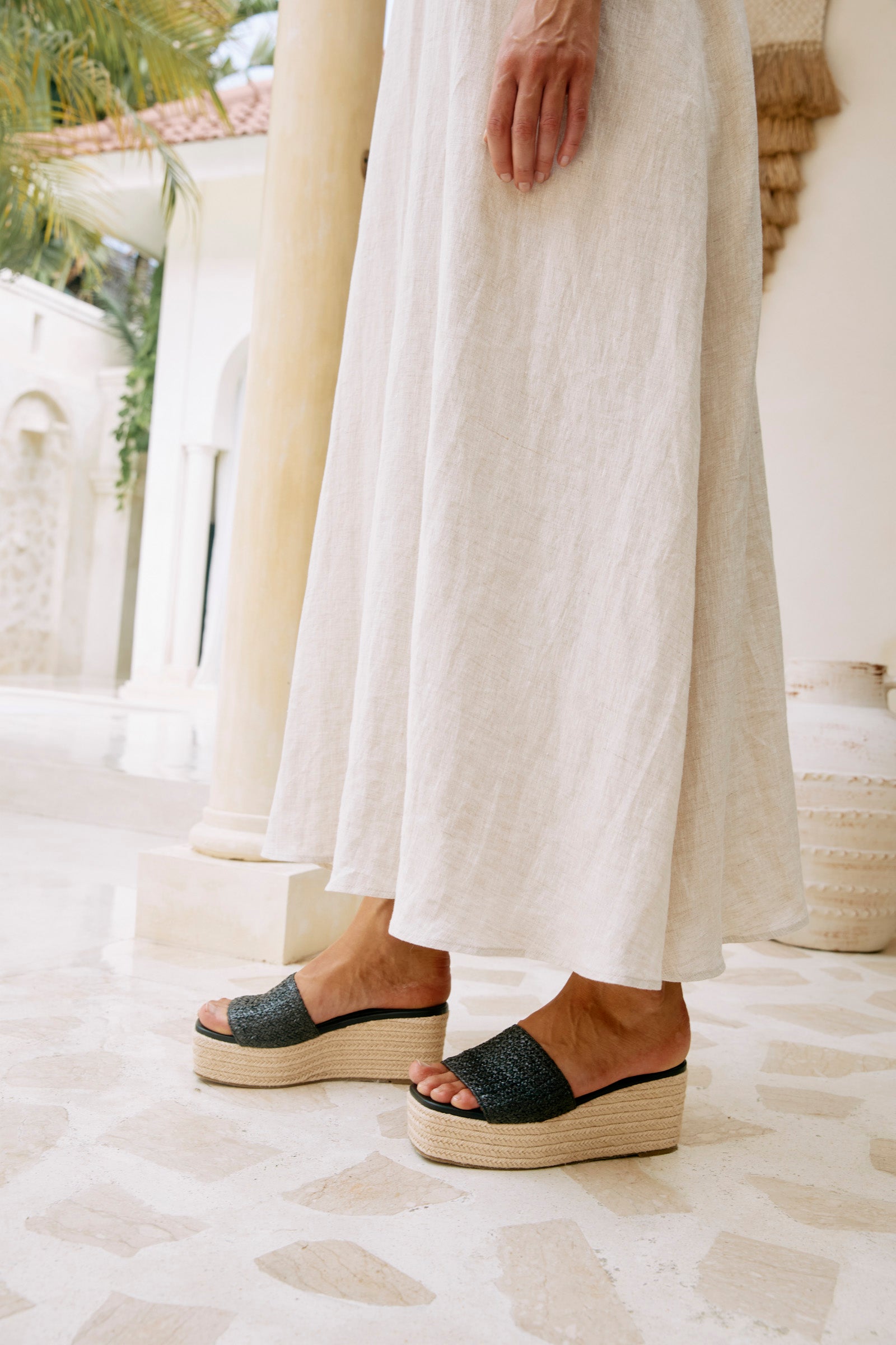 Paloma Wedge - Black